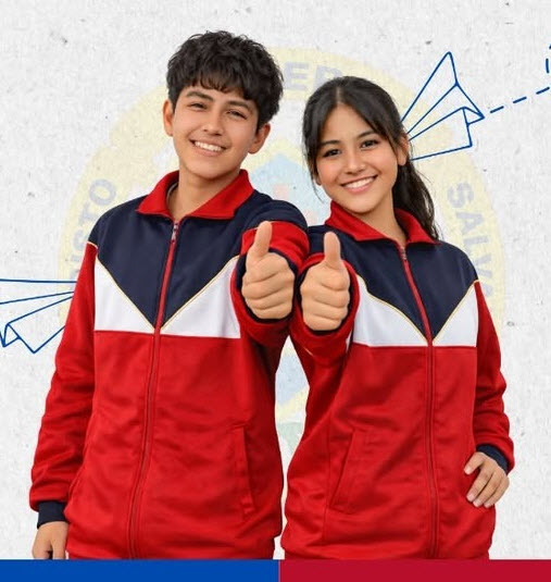 Docentes acompañando el aprendizaje en el Colegio Grecos